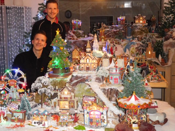 Mini-kerstdorp bij familie Slingers