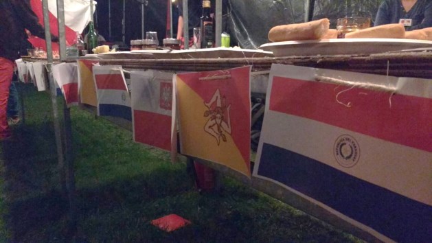 Dancing diner opent 33ste Hasselts folklorefestival
