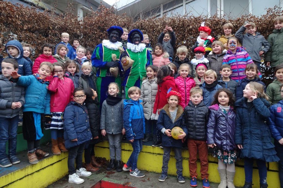 De Sint en Pieten op bezoek in Kuringen