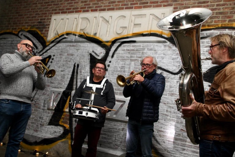 Kuringse BoysBand speelt kersttournee voor goede doel