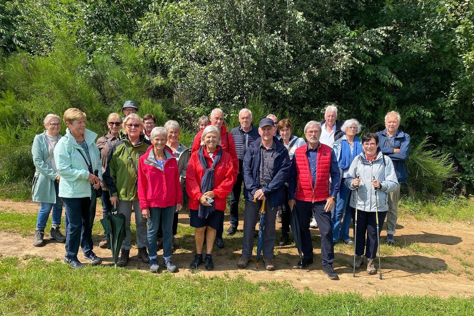 Neos Kuringen wandelt in natuurgebied Dassenaarde