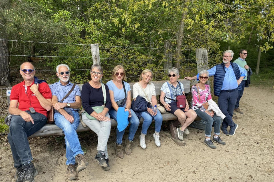 Neos Kuringen geniet van maandelijkse wandeling