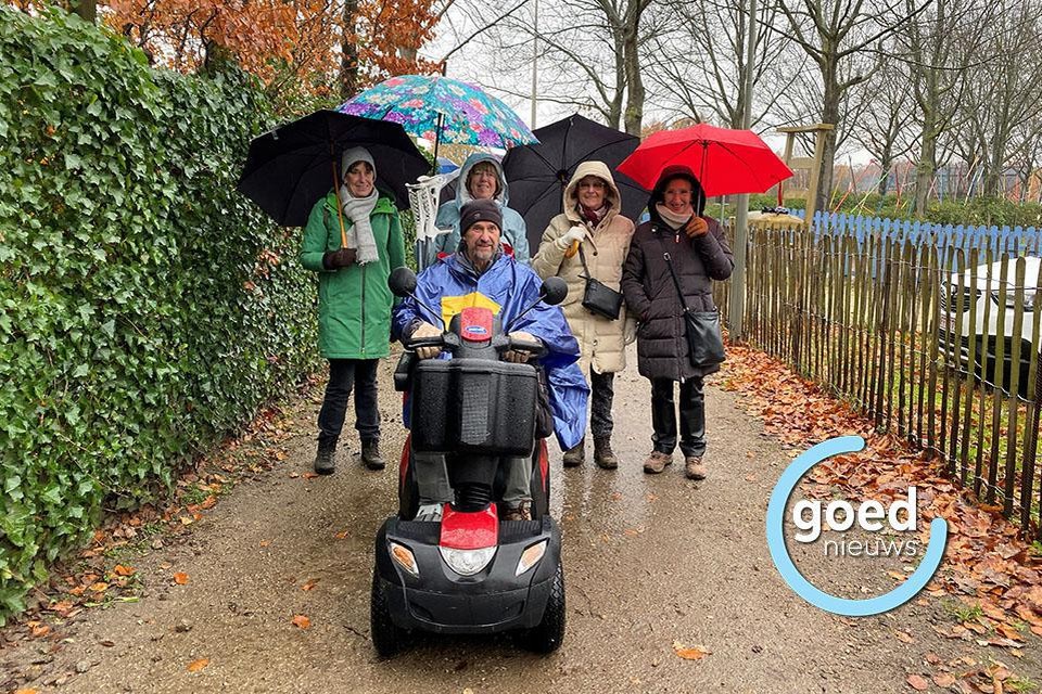 Neos Kuringen verkent nieuwe wandeling in Herkenrode