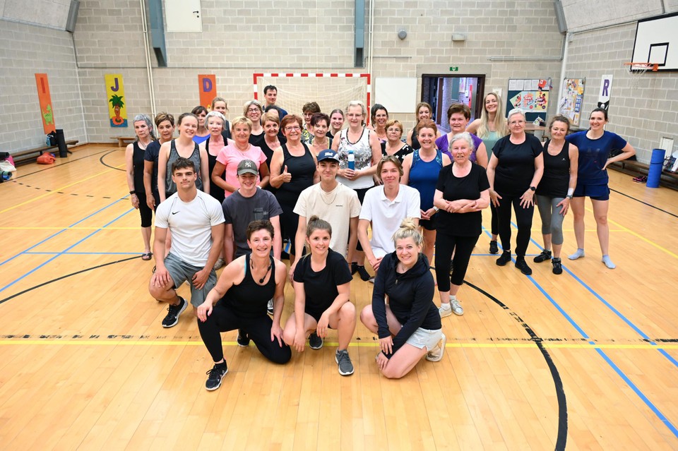 Sporters moeten na 36 jaar opkrassen uit sportzaal in Tuilt: “Al ons werk in één klap van tafel geveegd”